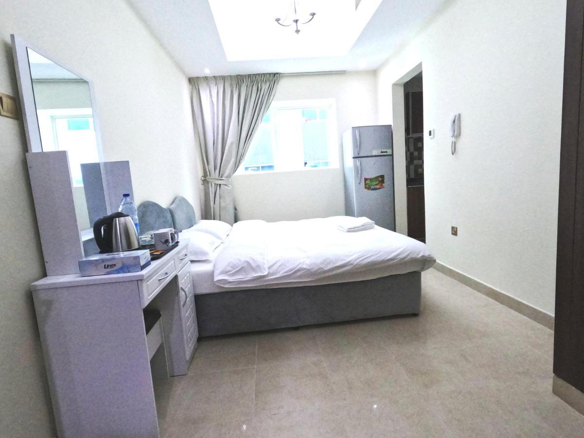 Barsha Star Residence Dubái Exterior foto